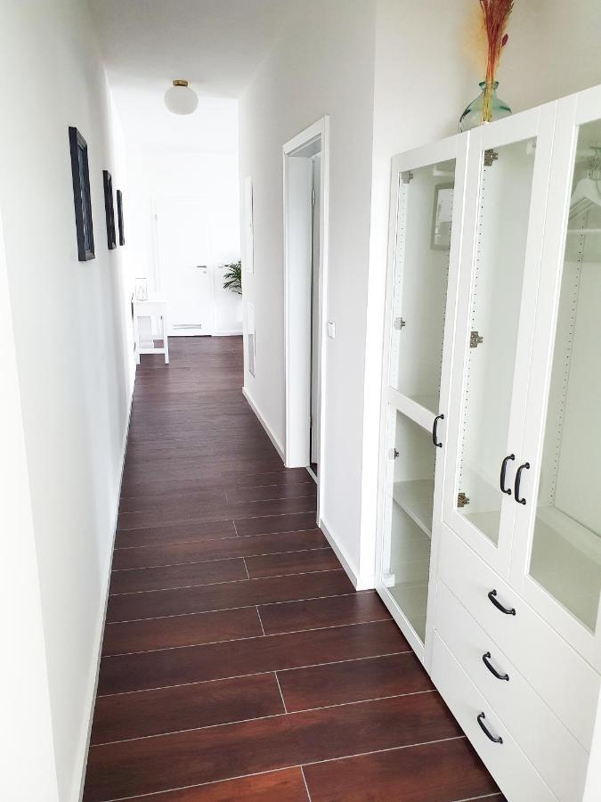Pb Ferienwohnungen - Fewo 7 - Stilvoll Eingerichtetes Apartment Im Herzen Senftenbergs Extérieur photo